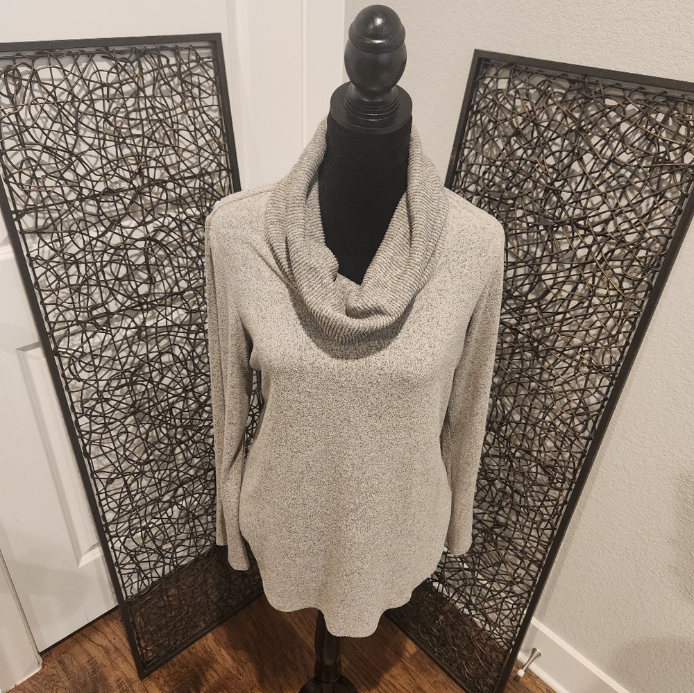 APT 9 Turtle Neck Sweater